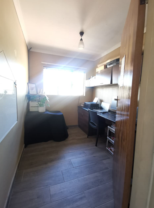 4 Bedroom Property for Sale in Vaalpark Free State